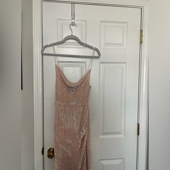 NEW retrofete Katya Dress in Taffy Pink - Picture 9 of 12